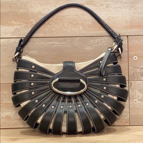 White House Black Market Handbags - White house black market shoulder purse